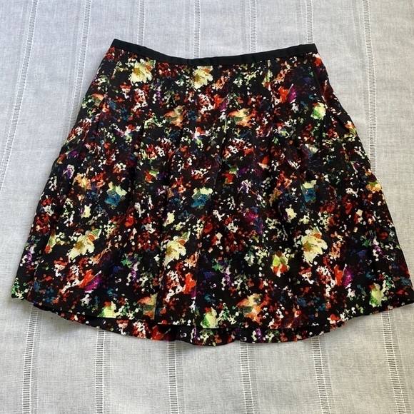 GAP confetti pleat mini skirt. - Picture 11 of 11